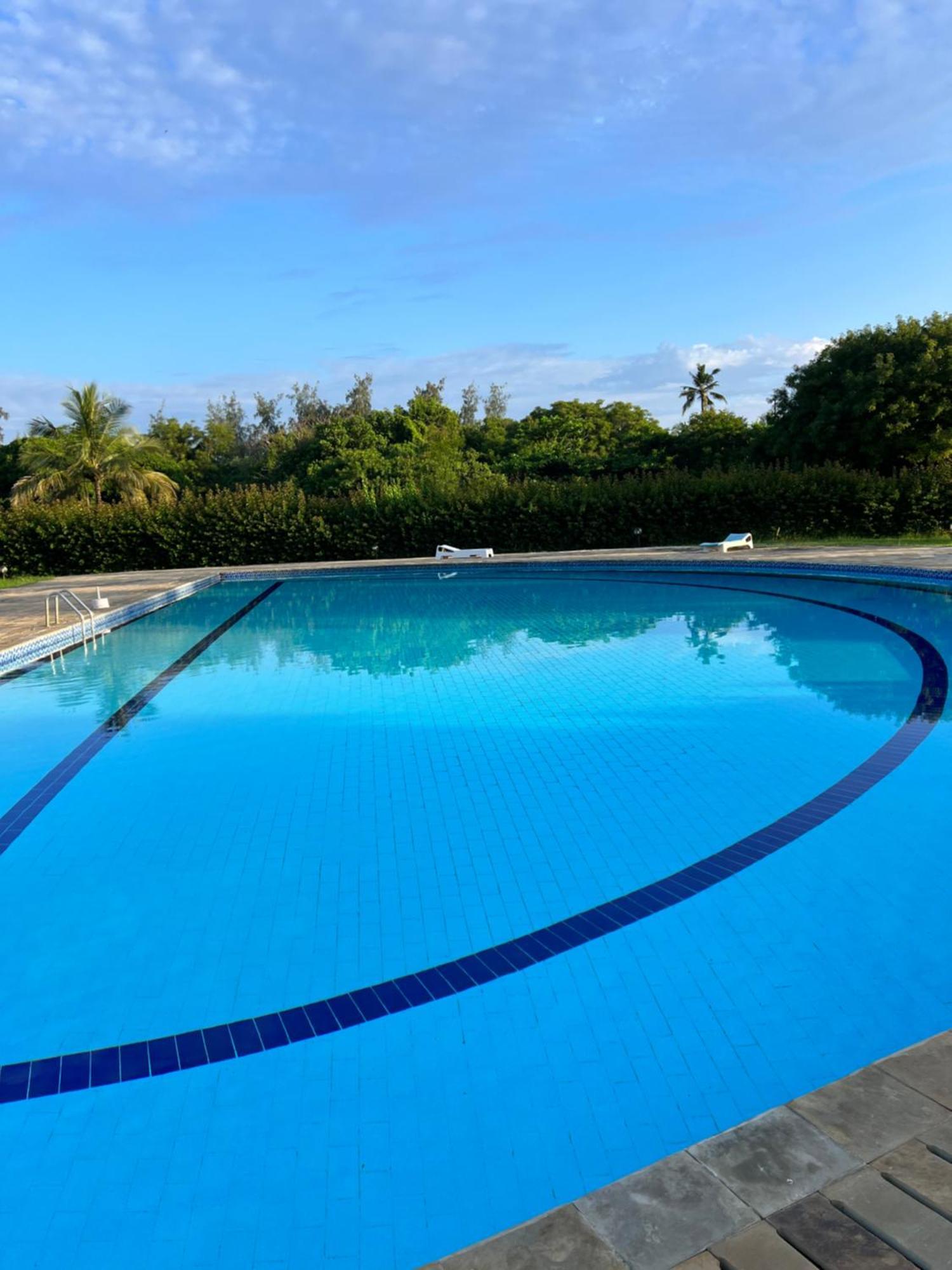 Waves And Wanderlust-diani Appartement